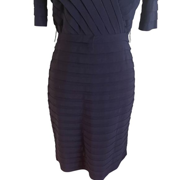 Adrianna Papell Navy Short Sleeve V-Neck Banded Sheath Dress Size 10 - Picture 4 of 12